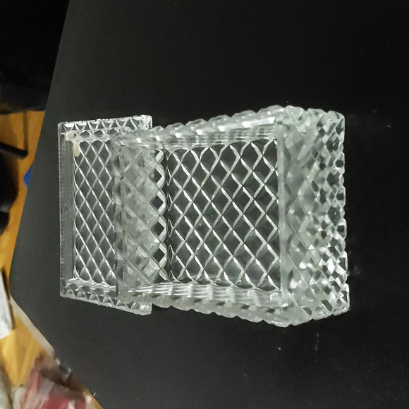 Rectangular Bohemia Czech glass trinket / jewelry box. - Picture 4 of 4